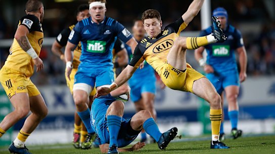 Depth issues: Rugby Australia will propose New Zealand players bolster Australian Super Rugby sides. 