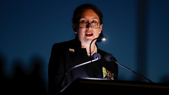Anzac Day dawn service highlights contribution of women