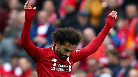 Liverpool, Man City stroll, Mourinho blasts held United