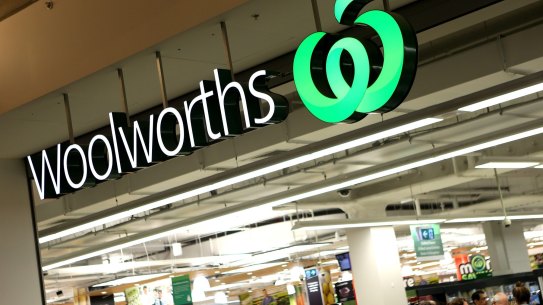 Woolworths has launched a new app that allows customers to have groceries delivered in an hour.