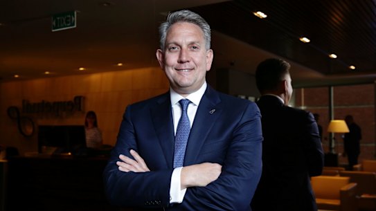 Former Perpetual chief to run MLC ahead of NAB divestment