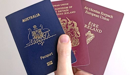 Cidadãos com dupla nacionalidade Austrália-Reino Unido e Austrália-Irlanda não poderão mais entrar no Reino Unido com seus passaportes australianos.