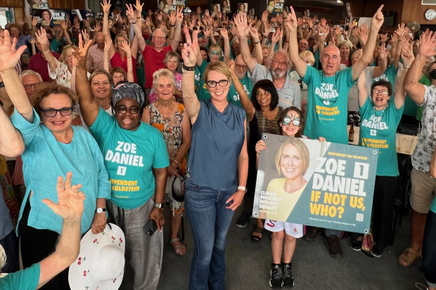 Zoe Daniel and supporters at Black Rock Yacht Club.