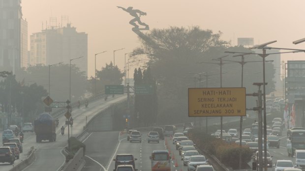Jakarta to spray water mist from high-rises as city chokes on air pollution