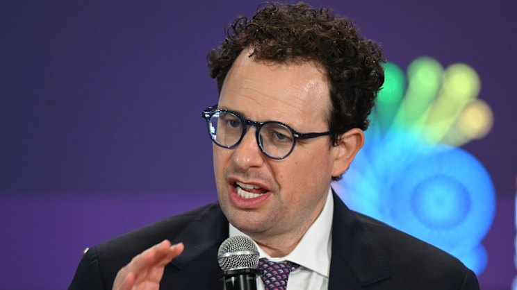 smh.com.au - Kevin Whitelaw - Top tech executives call for slowing of AI's development