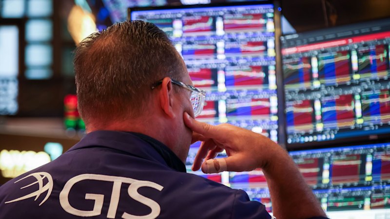 ASX posts another poor session; Gold vaults over $US4,000