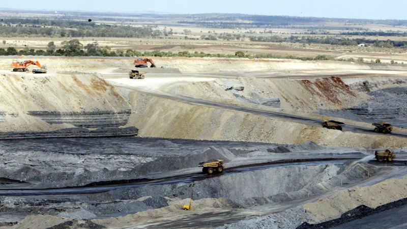 Queensland moves to limit who can object to mining lease decisions under proposed laws