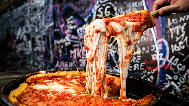 Travel quiz: Which US city offers the definitive deep dish pizza?