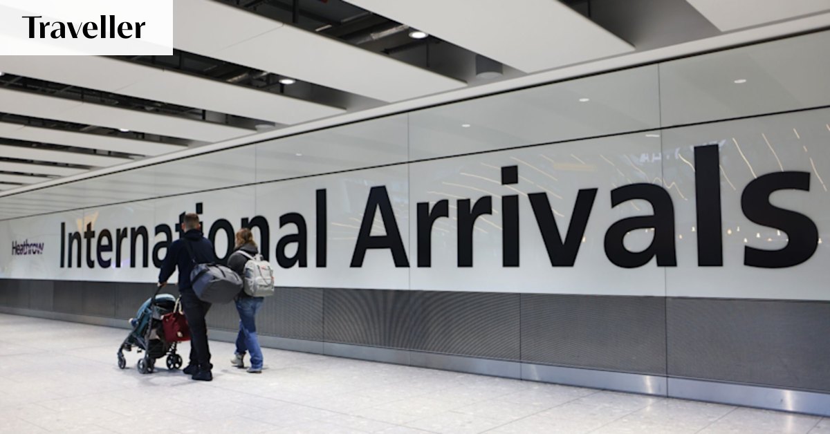 Can I enter the UK on my expired British passport and avoid the entry fee?