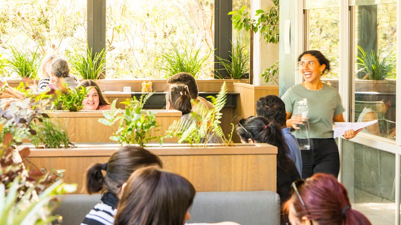 V Werribeeju odprli trendovsko kavarno Wolf on Watton z zajtrkom na terasi