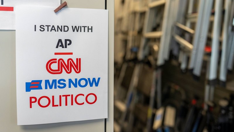 Judge temporarily blocks Trump’s White House media ban, orders access to be restored