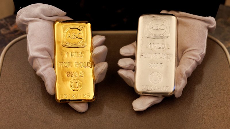 ‘When all else fails, gold doesn’t’: Younger investors drive precious metal mania