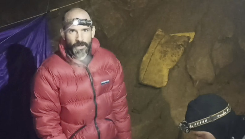 ‘Close to the edge’: Ailing explorer trapped 1000 metres deep in Turkish cave awaits rescue