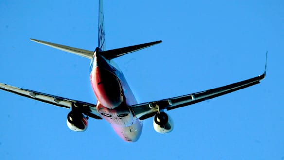 Airservices Australia staff back industrial action after 'stalled' talks