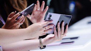 New device shapes from Samsung and Apple are expected to boost sales of expensive phones at a time when sales of inexpensive handsets are plummeting.