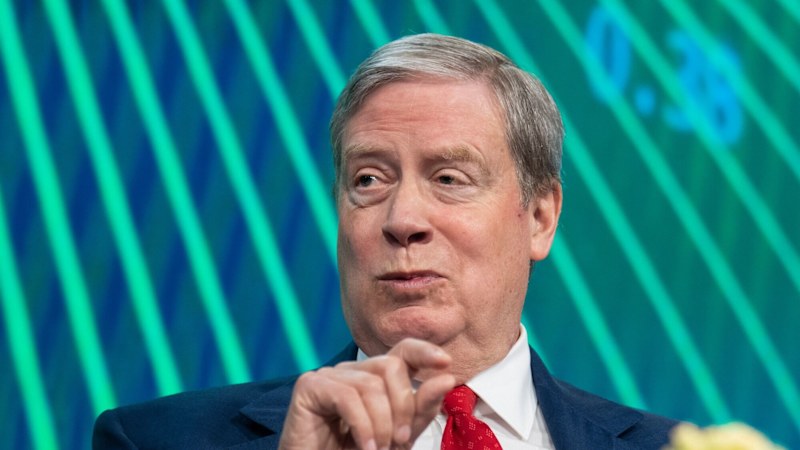 Billionaire investor admits he used AI for article attacking Bessent
