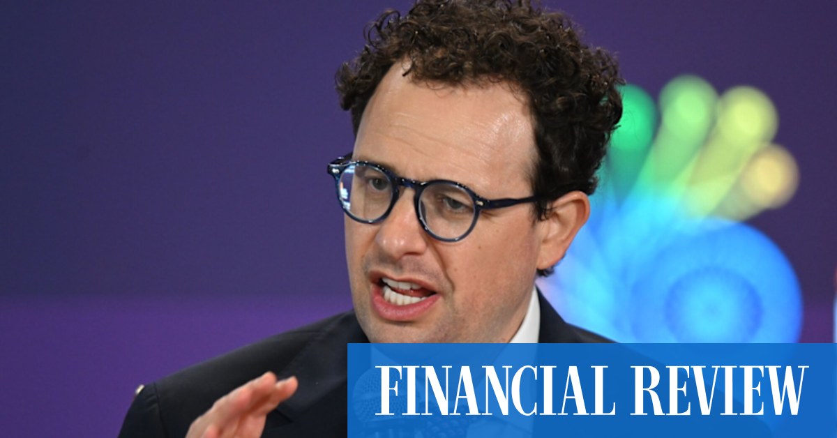 Anthropic CEO Calls for AI Slowdown, Backed by Altman and Musk