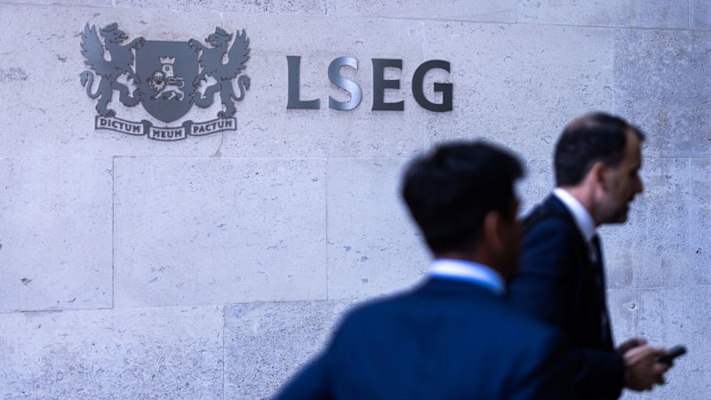 Top trader denied $11.4m bonus sues hedge fund employer