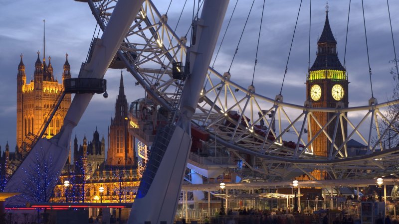 I’ve lived in London for three years without seeing this – how foolish I have been