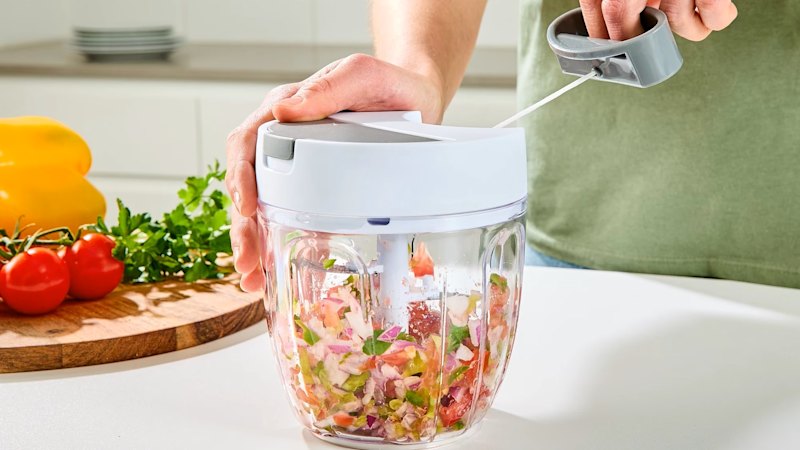 Dietitian Susie Burrell highlights a $7.50 kitchen gadget in meal-prep roundup