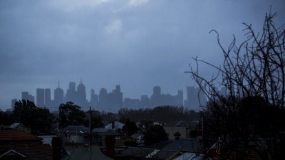 Cold front coming: Victorians told to brace for chilly change