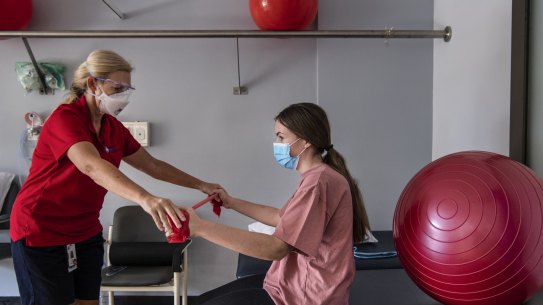 18 year old Payton Jacobs with physiotherapist Anne Tanner at NSW’s first long COVID clinic.
