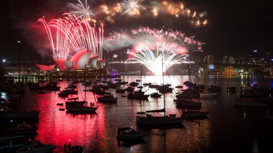 New Years Eve midnight fireworks over Sydney Harbour on January 1, 2020.