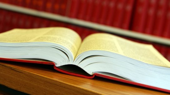 PIC JIM RICE..16.09.09....FIRST USE AFR.  PIC SHOWS..GENERIC . STUDENT.EDUCATION.LEARNING.  .COLLEGE . UNI.UNIVERSITY,Education; Graduation; study; tertiary education; student; alumni; uni; graduate .book SPECIALX 92147