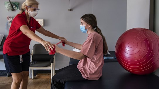18 year old Payton Jacobs with physiotherapist Anne Tanner at NSW’s first long COVID clinic.