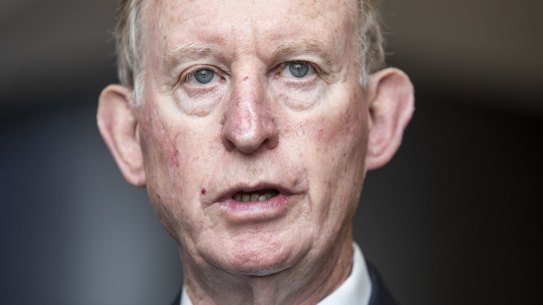 AMP chairman David Murray has resigned over the promotion of Boe Pahari. 