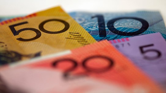 The central bank to the world's central bank has warned of the dangers of "easy money", saying politicians have to start implementing structural reforms.