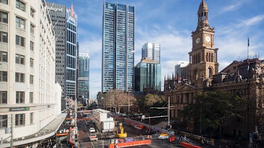 Experts warned on high costs of Sydney light rail project six years ago