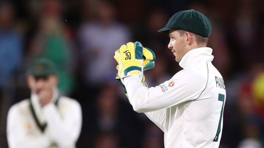 Despite bruising his finger, Tim Paine is expected to face the Black Caps in Perth next week. 