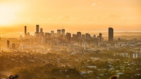 sunrise over brisbane 