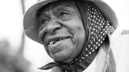 Emily Kame Kngwarreye in 1992. 