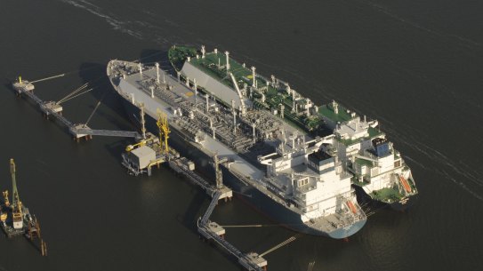 Andrew Forrest’s Port Kembla LNG import venture envisages importing gas for as much as 25 years.