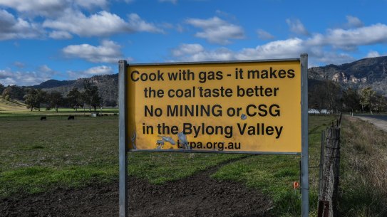 South Korean power company KEPCO plans to appeal against the rejection of its proposed mine in the Bylong Valley - and the government will not join the case.mine in the NSW Bylong Valley.