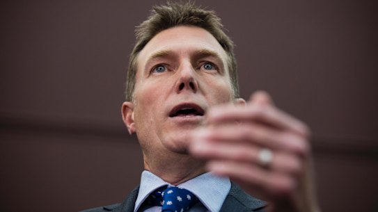 Porter opens door to federal anti-corruption watchdog under crossbench pressure