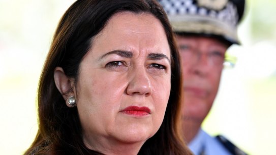 Premier Annastacia Palaszczuk remains tight lipped on election date while announcing 400 new police officers.