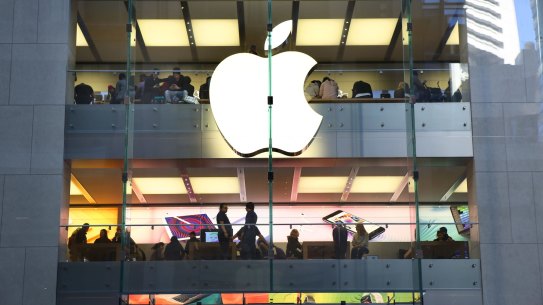 China inserted surveillance microchip in servers used by Amazon, Apple: report