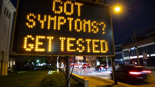 NEWS: Covid-19 testing clinic at Canterbury Hospital during Covid-19 lockdown. 13th September 2021, Photo: Wolter Peeters, The Sydney Morning Herald.