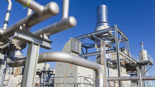 China fears on $13b gas deal 'naive, ill-informed'