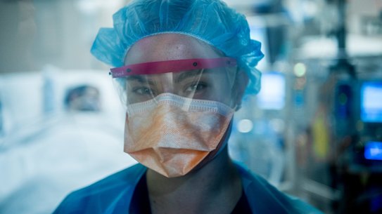 Clinicians at the Royal Melbourne Hospital have been ordered to wear face shields.