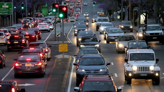 A plan to push for federal and state commitment to major road and transport projects is underway in South-East Queensland.