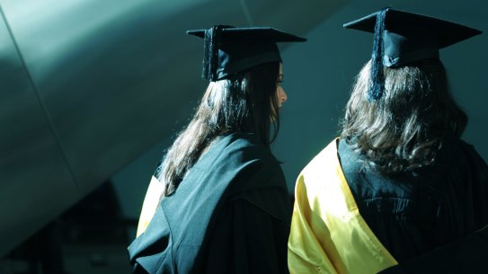 Choosing one career early in life doesn’t mean we’ll end up doing it forever, so it’s important to know how to change tack.