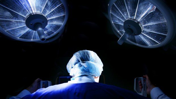 Mind the gap: Aussies delay elective surgery over gap costs