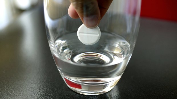 Costs of daily aspirin may outweigh its benefits, study finds