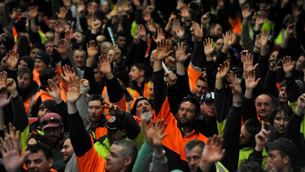 CFMEU members vote at a meeting in 2011.
