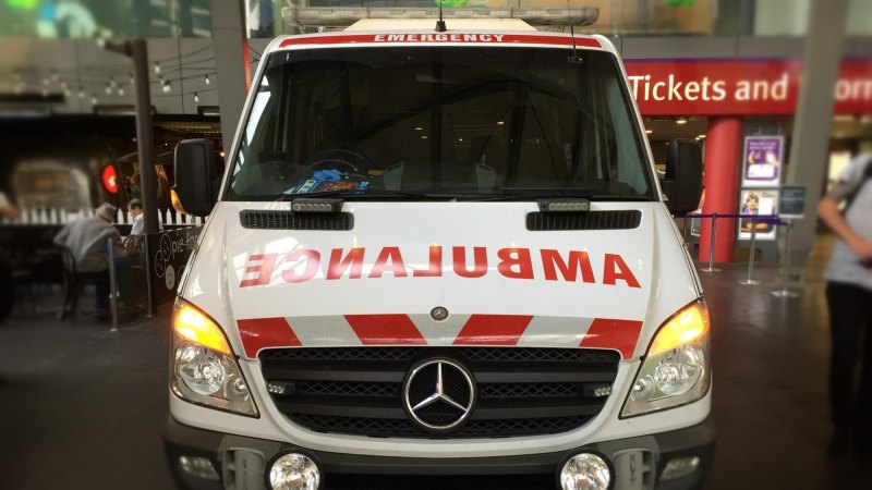 Teen boy dies after suspected stabbing in Craigieburn