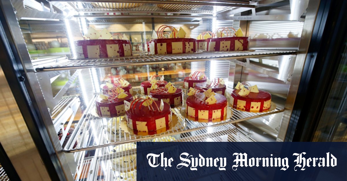 Fancy a Brunetti cake for your commute? Pasticceria nabs key Metro spot